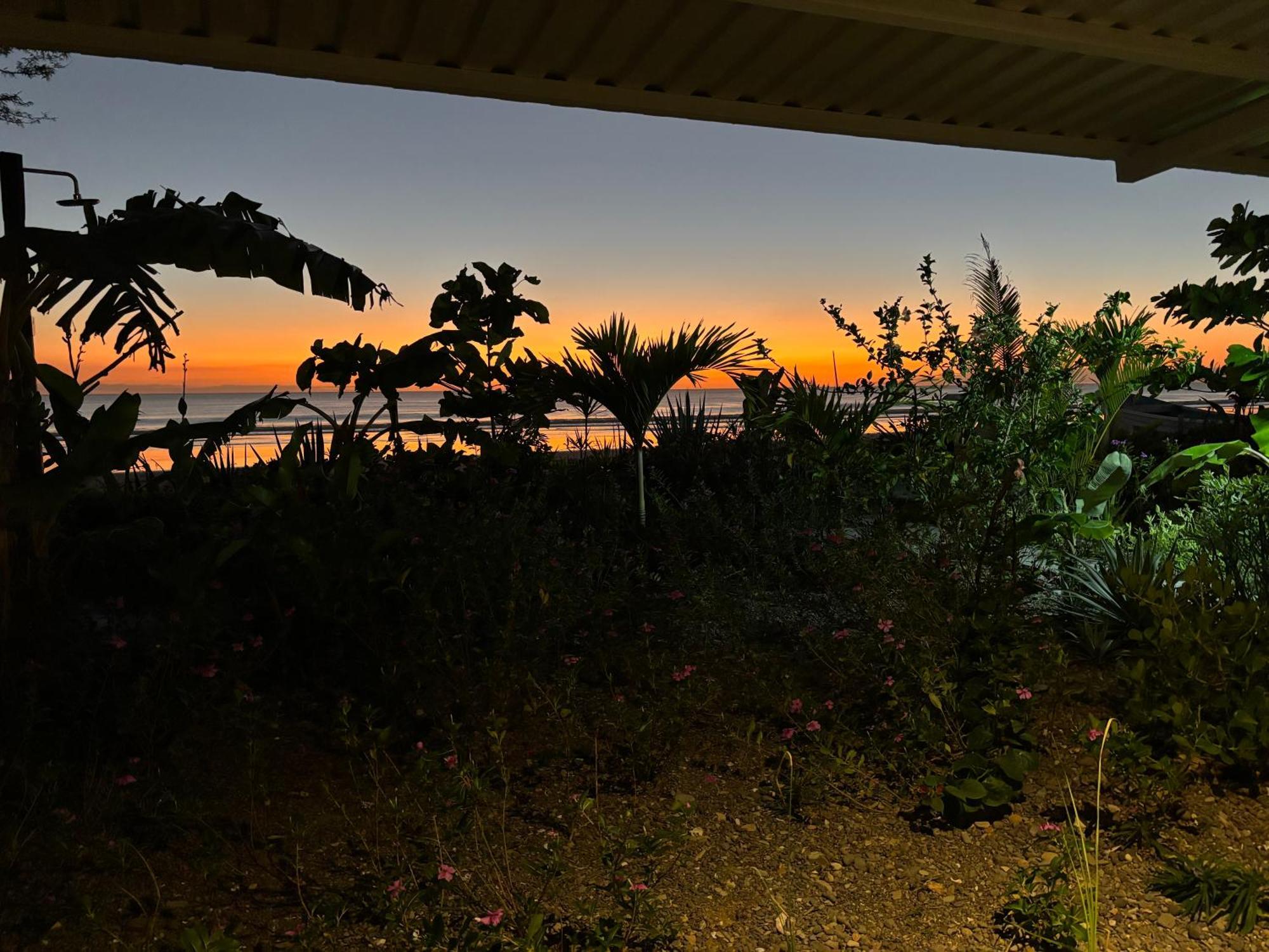 Stella Mar Oceanfront Hotel Popoyo Exterior photo